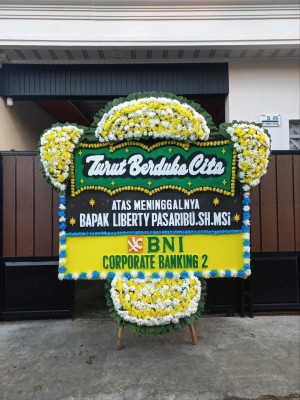 Papan Bunga Duka di Pasirlayung
