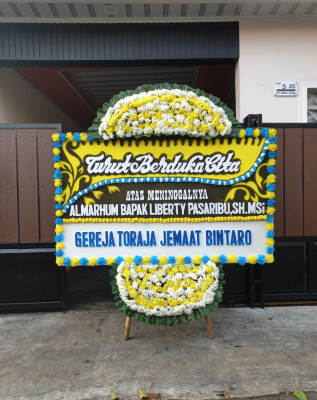 Papan Bunga Duka di Pasirlayung